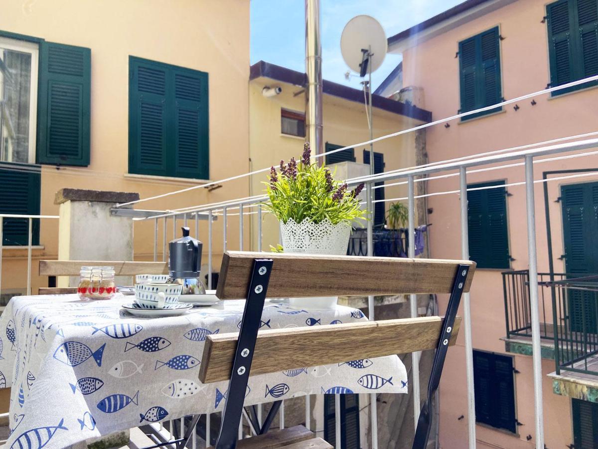 La Casa Di Lenu Διαμέρισμα Ριοματζόρε Εξωτερικό φωτογραφία